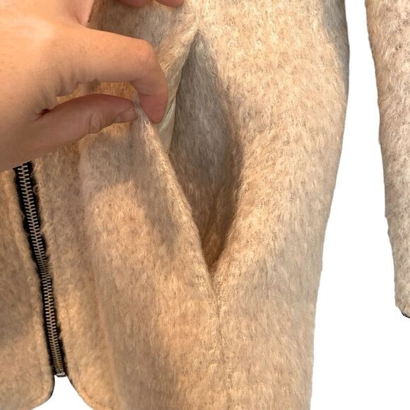 Forever 21 Shearling Front Zip Coat with Faux Leather Trim Women's S - Picture 3 of 6